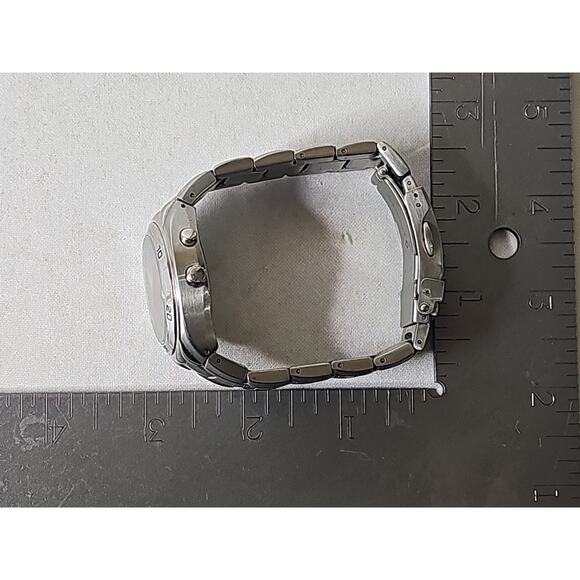 Fossil Big Tic Watch AM-3847 Silver Tone Red Face - Dead Battery - Picture 10 of 12